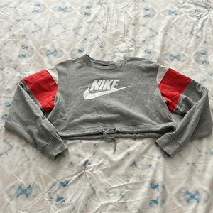 Nike Grey Cropped Sweatshirt